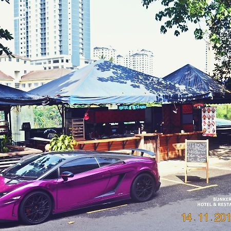 Bunker Hotel & Restaurant Kuala Lumpur Exterior photo