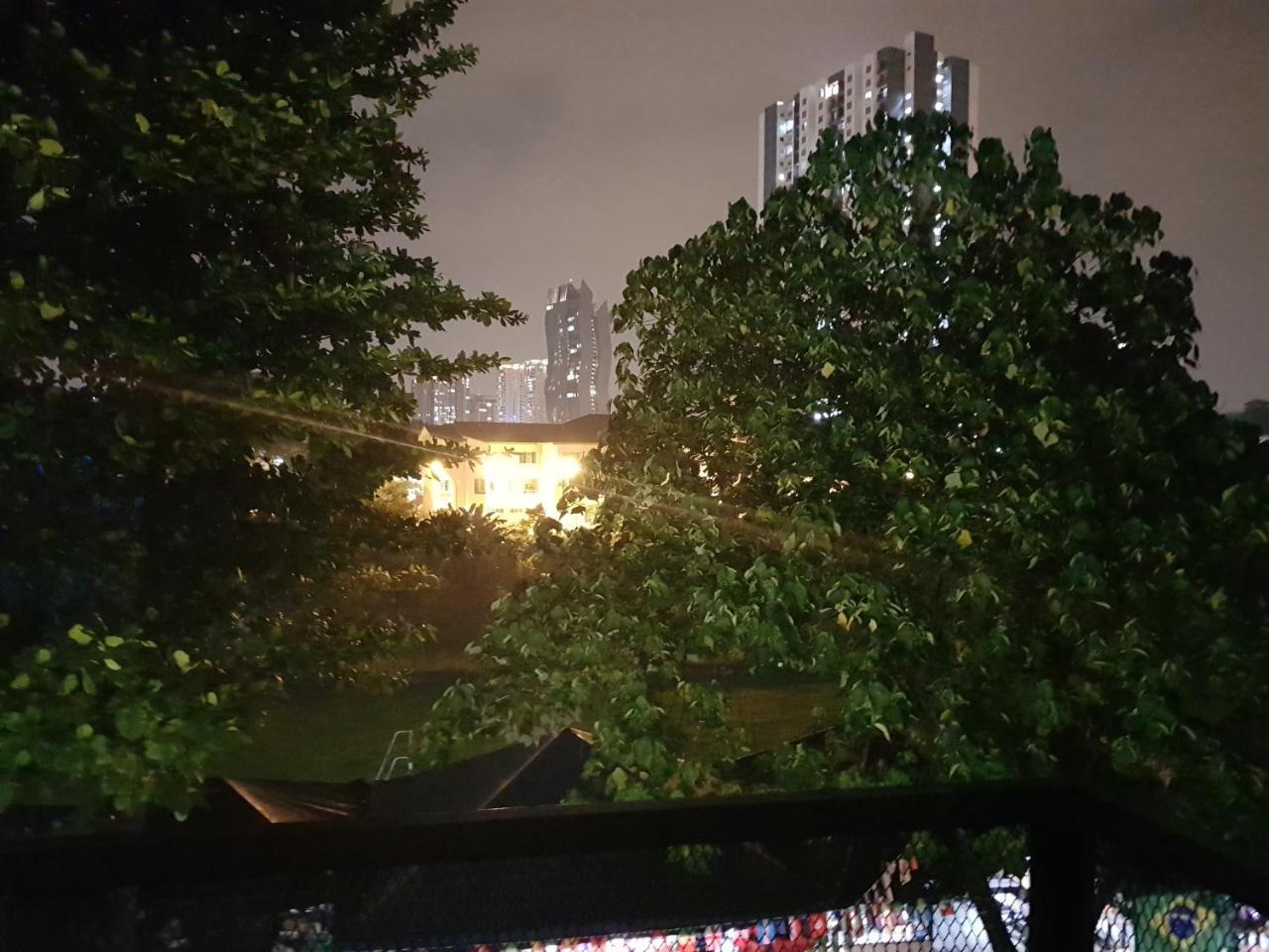 Bunker Hotel & Restaurant Kuala Lumpur Exterior photo